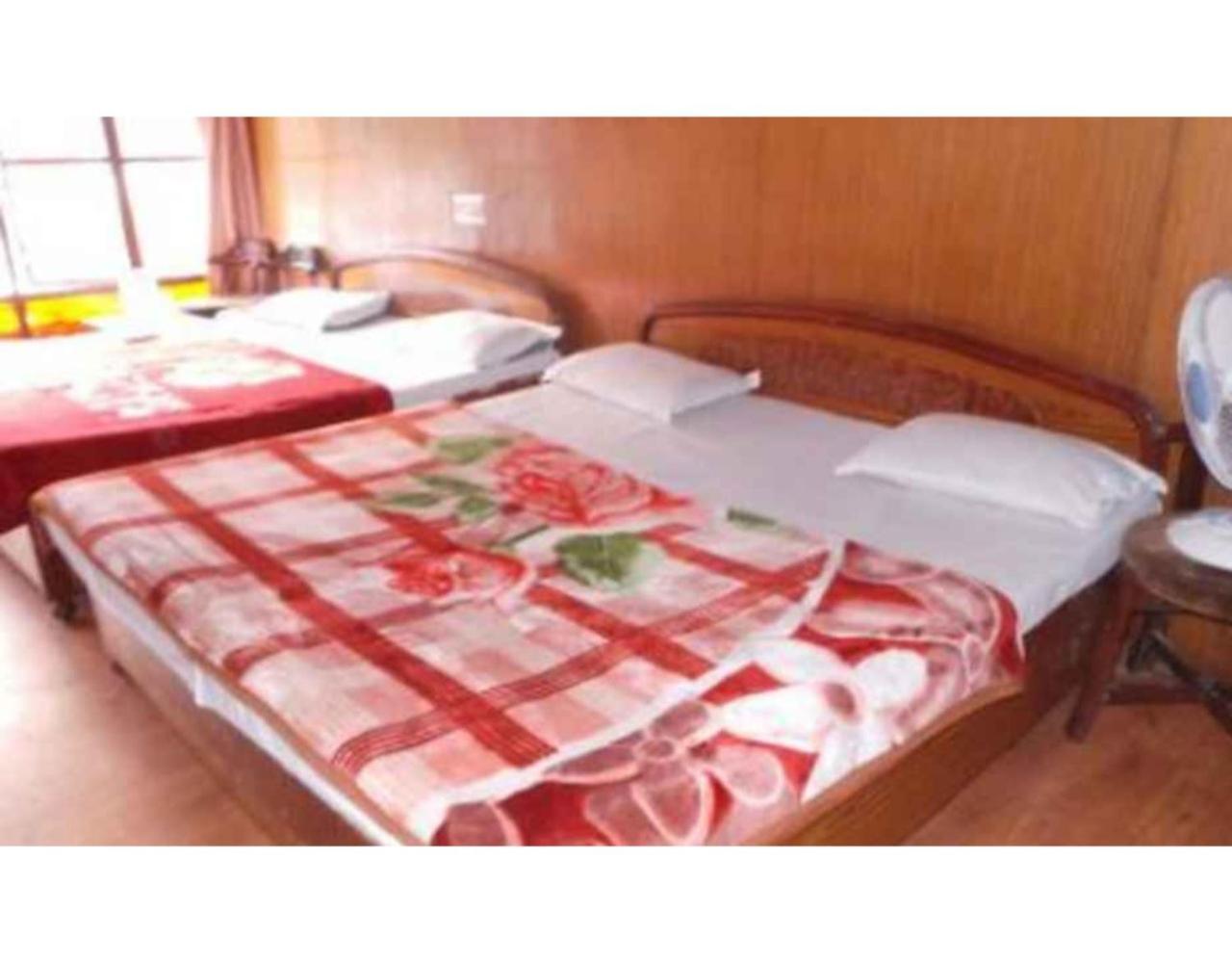 Hotel Darpan Nainital Bagian luar foto